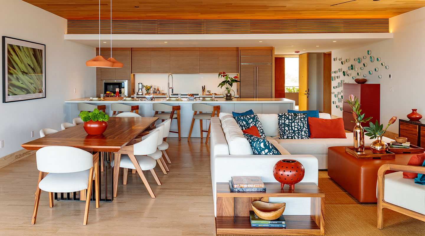 Cabo vs Chicago Real Estate: The Midwest Buyer's Guide to Los Cabos Property