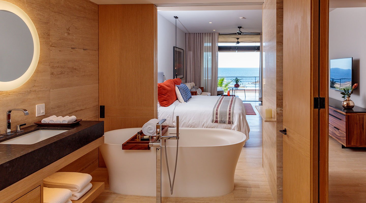 Luxury Shopping in Los Cabos: Boutiques, Galleries, and Where to Find What You Need