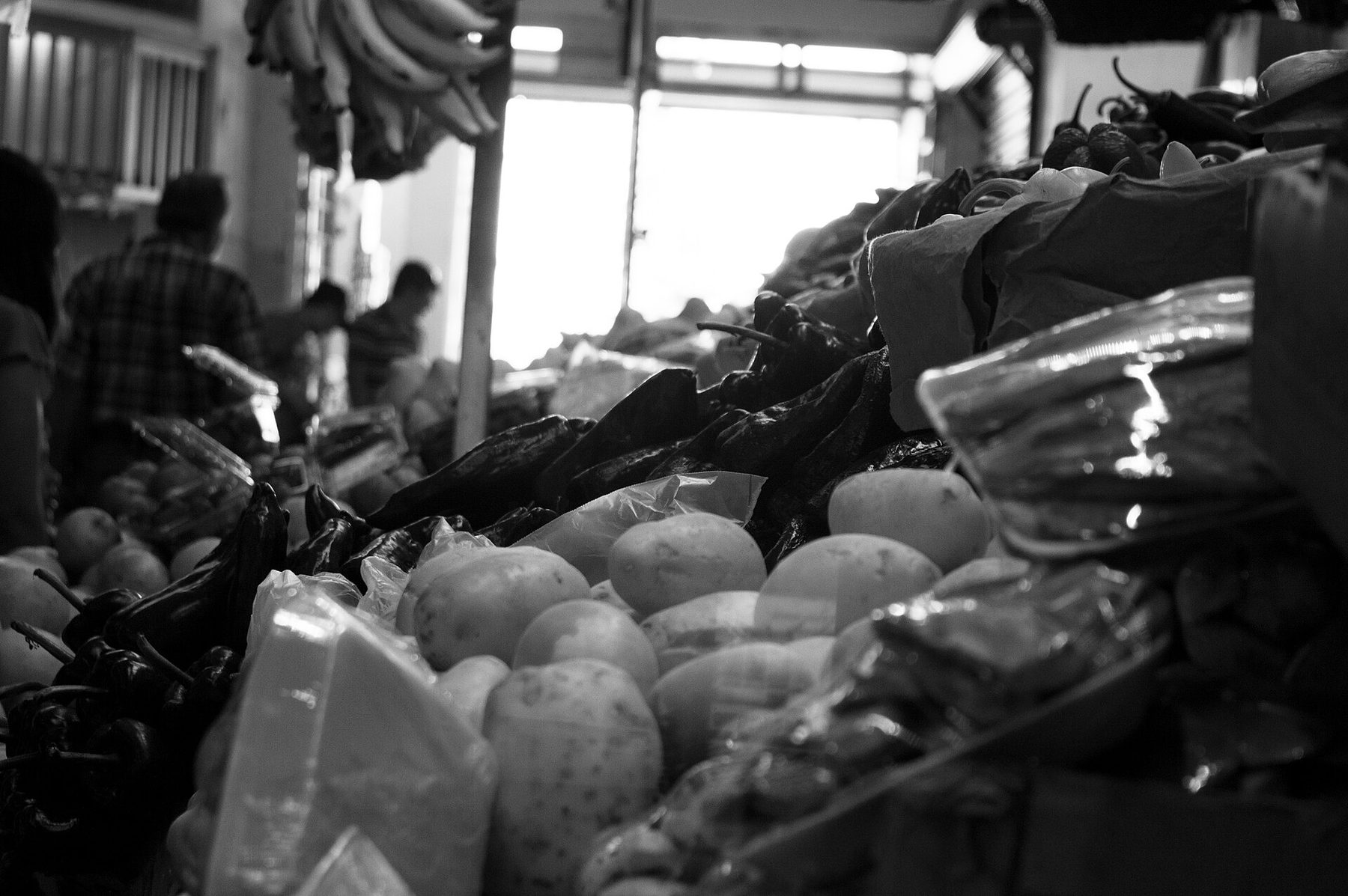 Farmers Markets & Farm-to-Table Food in Los Cabos — A Local's Guide